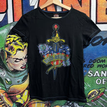 Load image into Gallery viewer, Y2K Harley Davidson Dagger Tee Size Medium Womens
